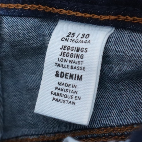 [NWOT] H&M Denim Jeggings - Washed Blue 25/30 - Picture 5 of 5
